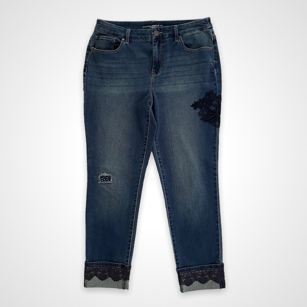 Chico's Women's Small 0.5 Blue Embroidery Lace The Platinum Ankle Cropped Jeans